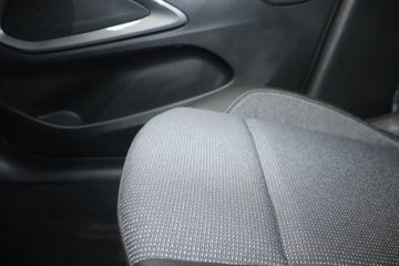 Fotografie des Opel Crossland (X) Crossland 1.2 Automatik Elegance
