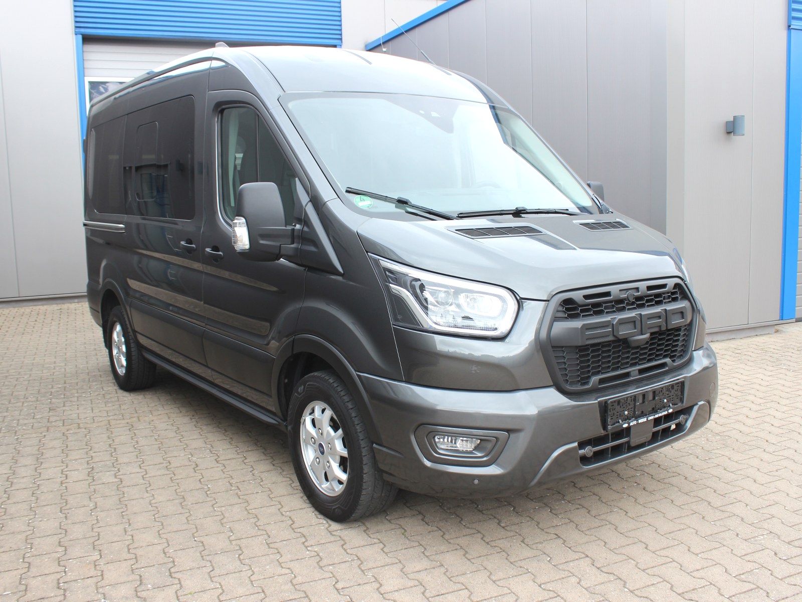 Fahrzeugabbildung Ford Transit 330 L2 Trend 2,0 TDCi DPF Mild-Hybrid