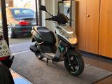 Peugeot Kisbee Streetline 2022 erst 2tkm gelaufen 45km/h - ROLLER STREET