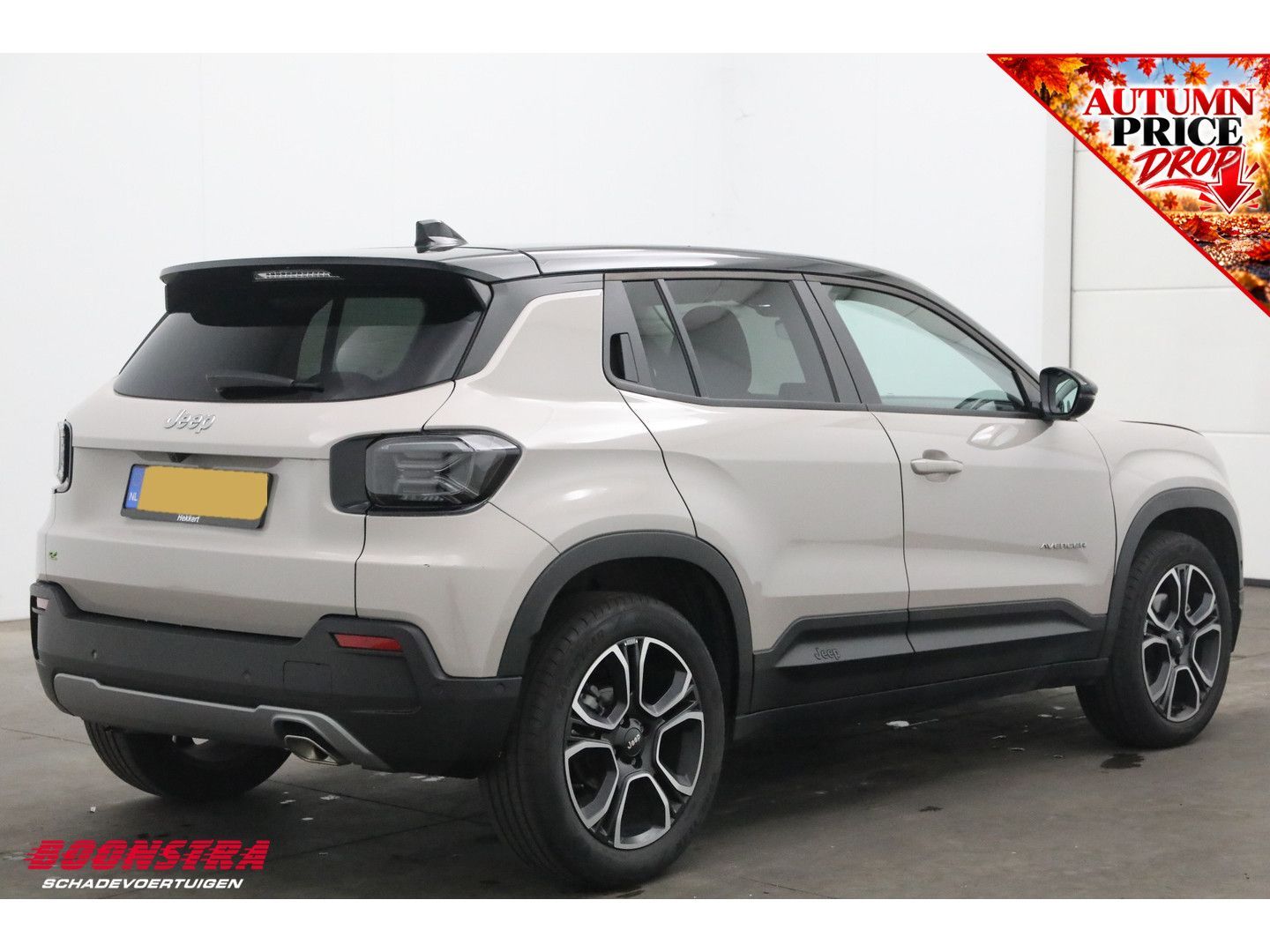 Jeep Avenger 1.2 e-Hybrid Aut. Summit kamera Massage imagem 3