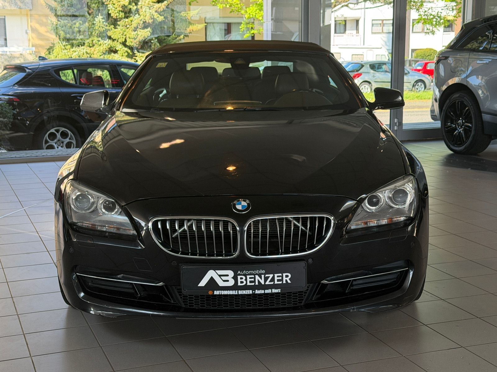 Fahrzeugabbildung BMW 640 Cabrio d xDrive/KAMERA/NAVI/MEMORY/BI-XENON