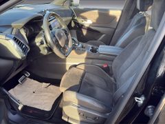 Fahrzeugabbildung DS Automobiles DS 7 Crossback 1.6 E-Tense 300 4x4 Performance L