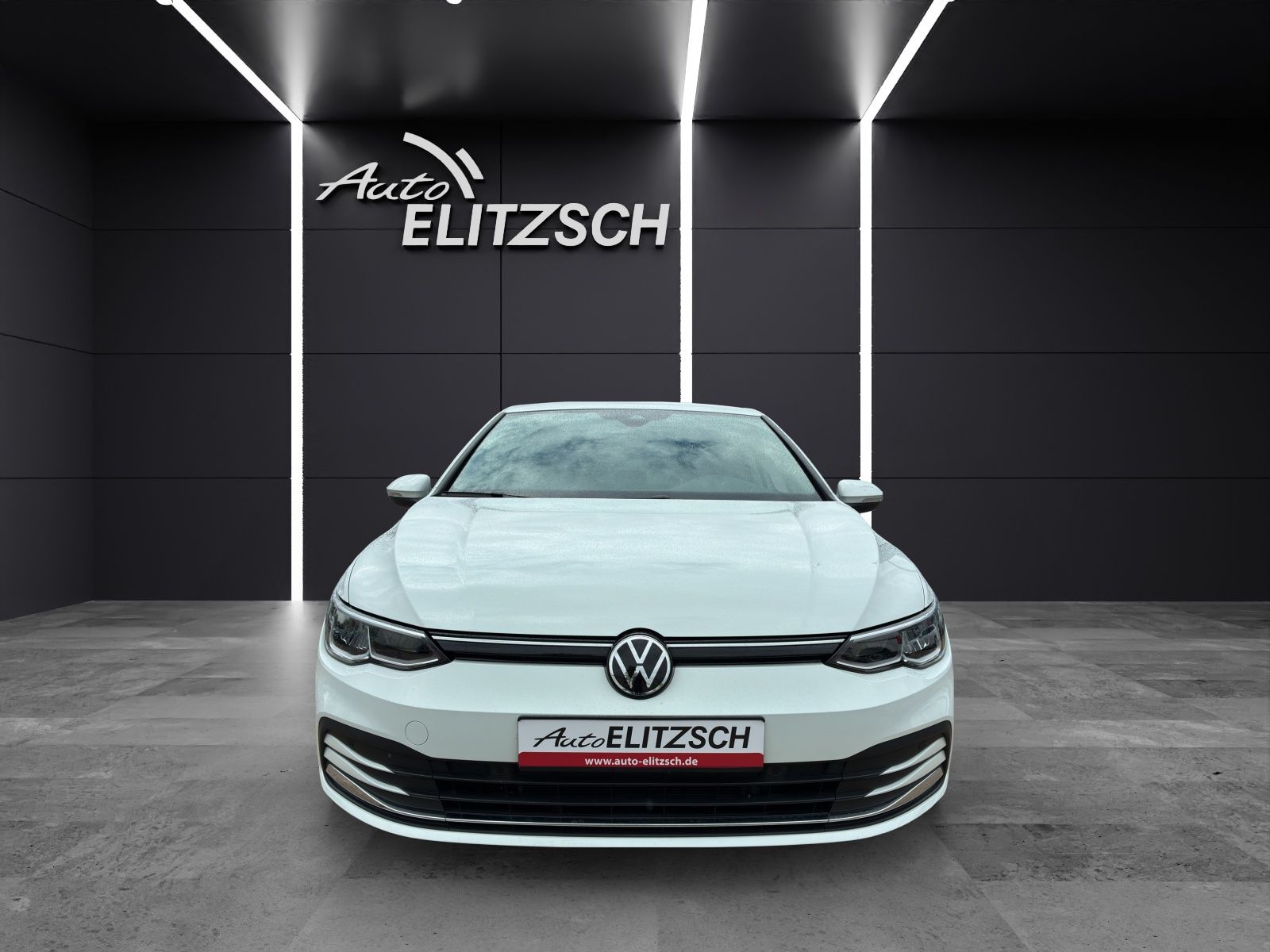 Fahrzeugabbildung Volkswagen Golf VIII Active TDI DSG LED Navi ACC SHZ App-Co