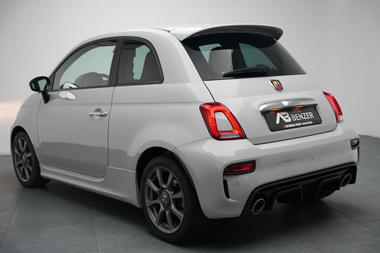 Fahrzeugabbildung Fiat Abarth 500 595 *BeatsAudio*SportsitzeAbarth*PDC*