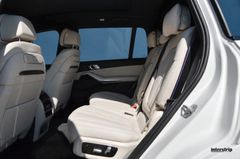 BMW X7 – 15 / 17
