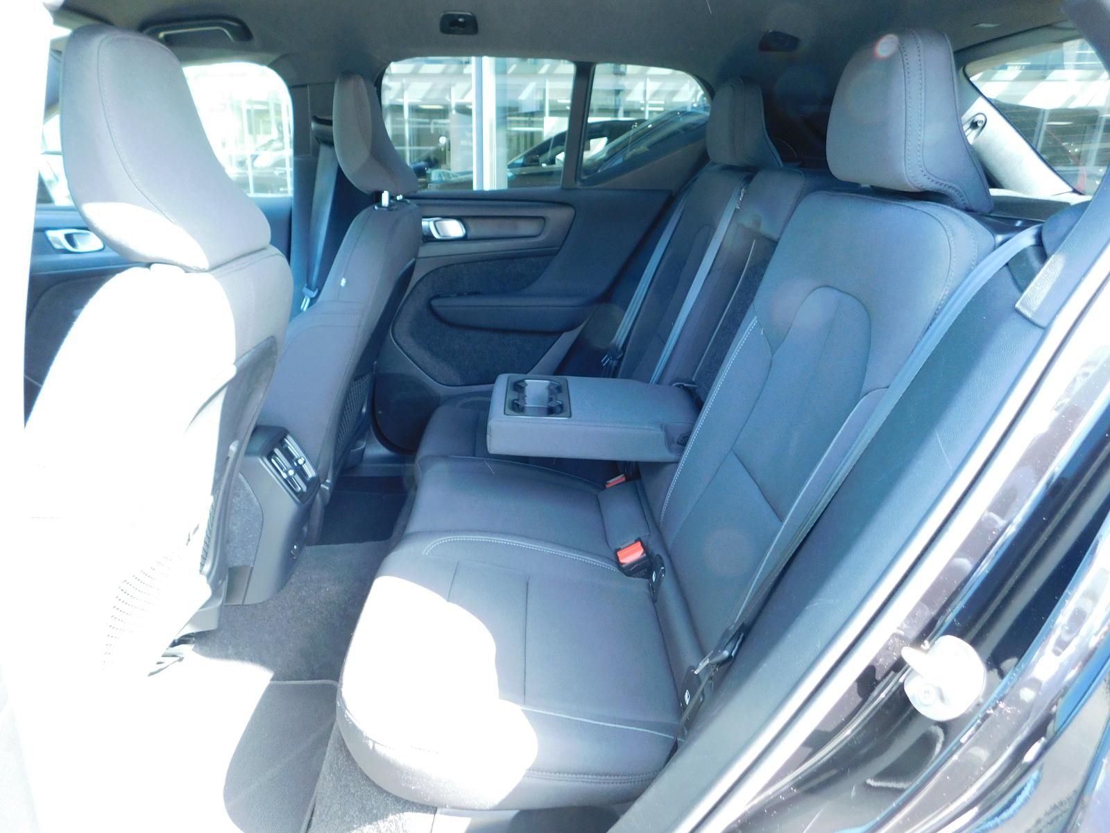 Fahrzeugabbildung Volvo XC40 Recharge single Motor Plus