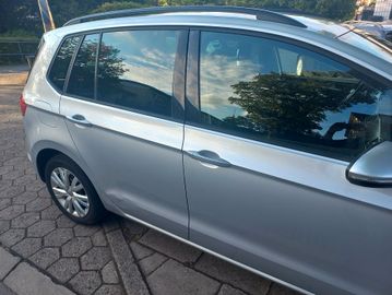 Volkswagen Golf - 12