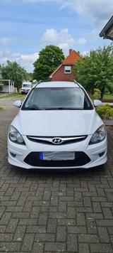 Hyundai i30 CW  1.4 blue Classic, TÜV NEU