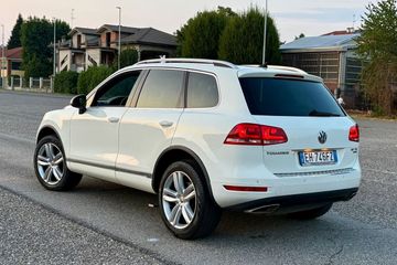 Volkswagen Touareg - 7