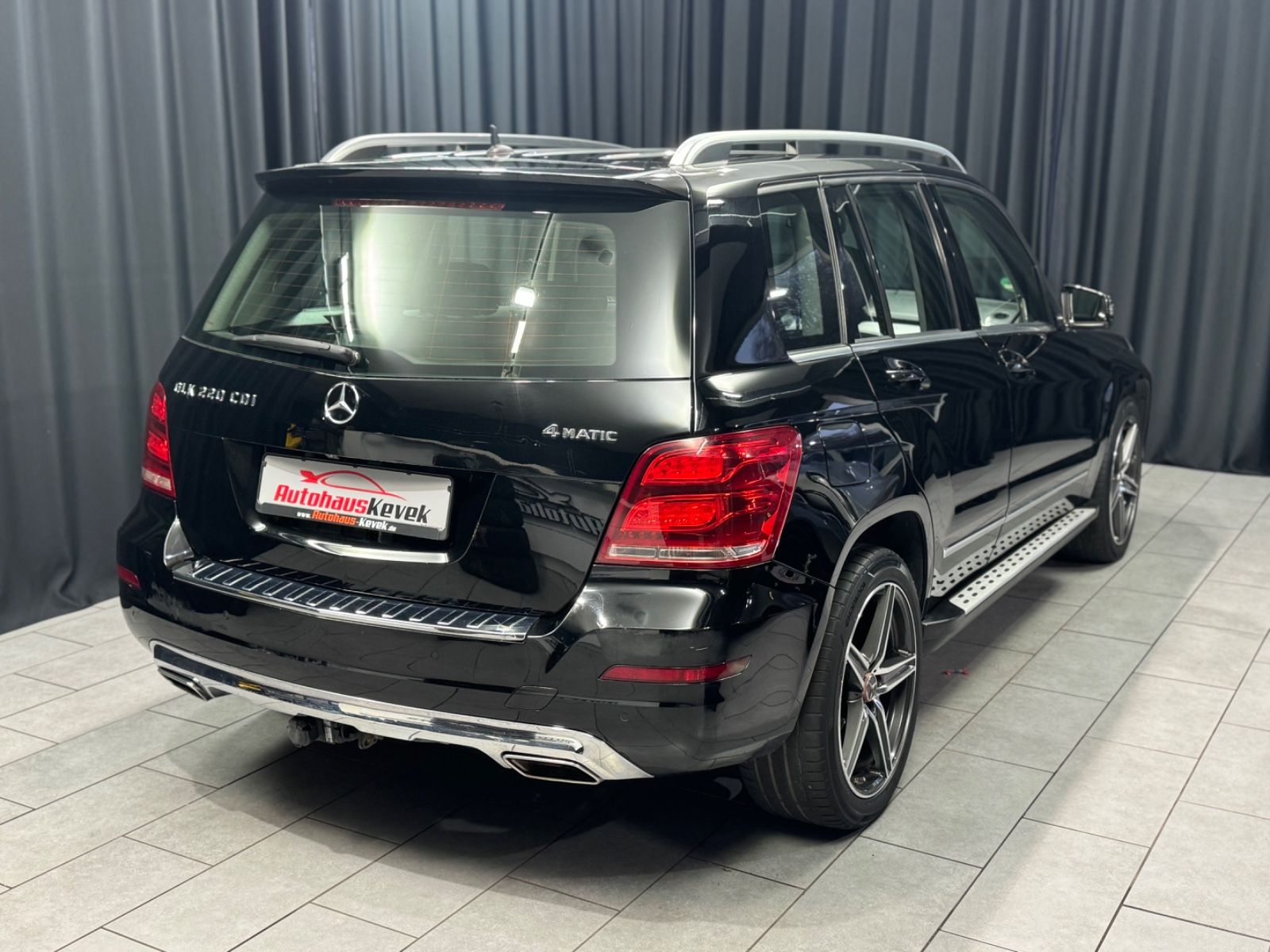 Fahrzeugabbildung Mercedes-Benz GLK220*HU*SCHECKHEFT*TOP*AUTOMATIK*NAVI*AHK