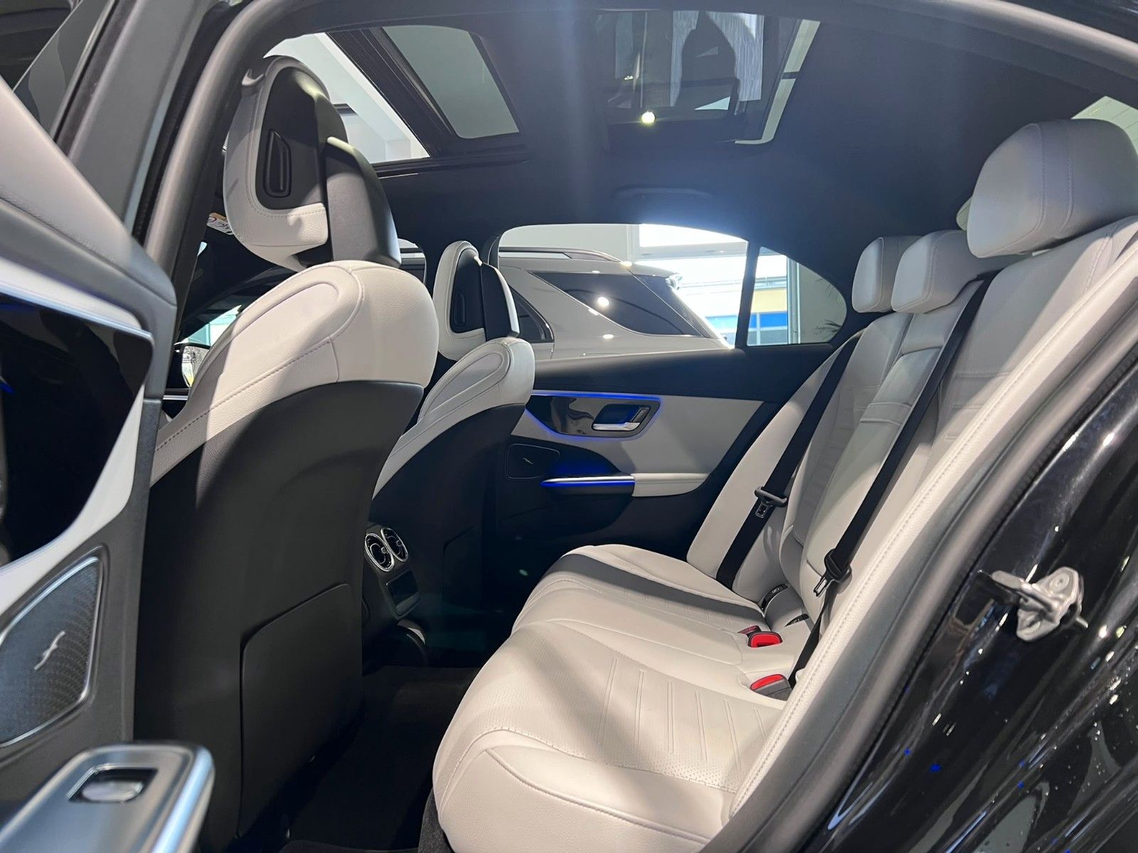 Mercedes-Benz C 300 C Limousine C 300 e 4Matic 2XAMG Memory HP foto 2