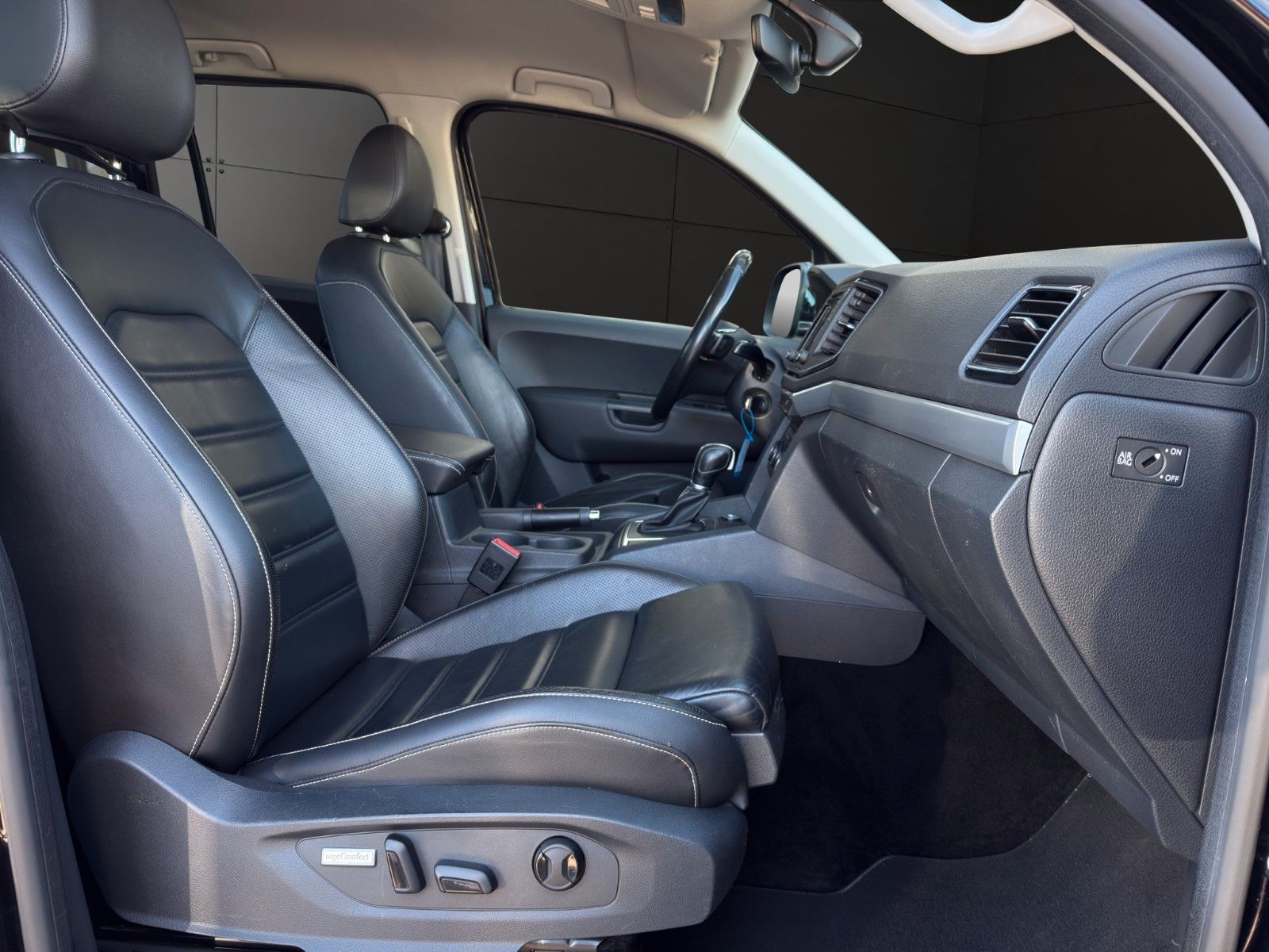 Fahrzeugabbildung Volkswagen Amarok 4Motion *Standheizung*AHK*Kamera*Bi-Xen*