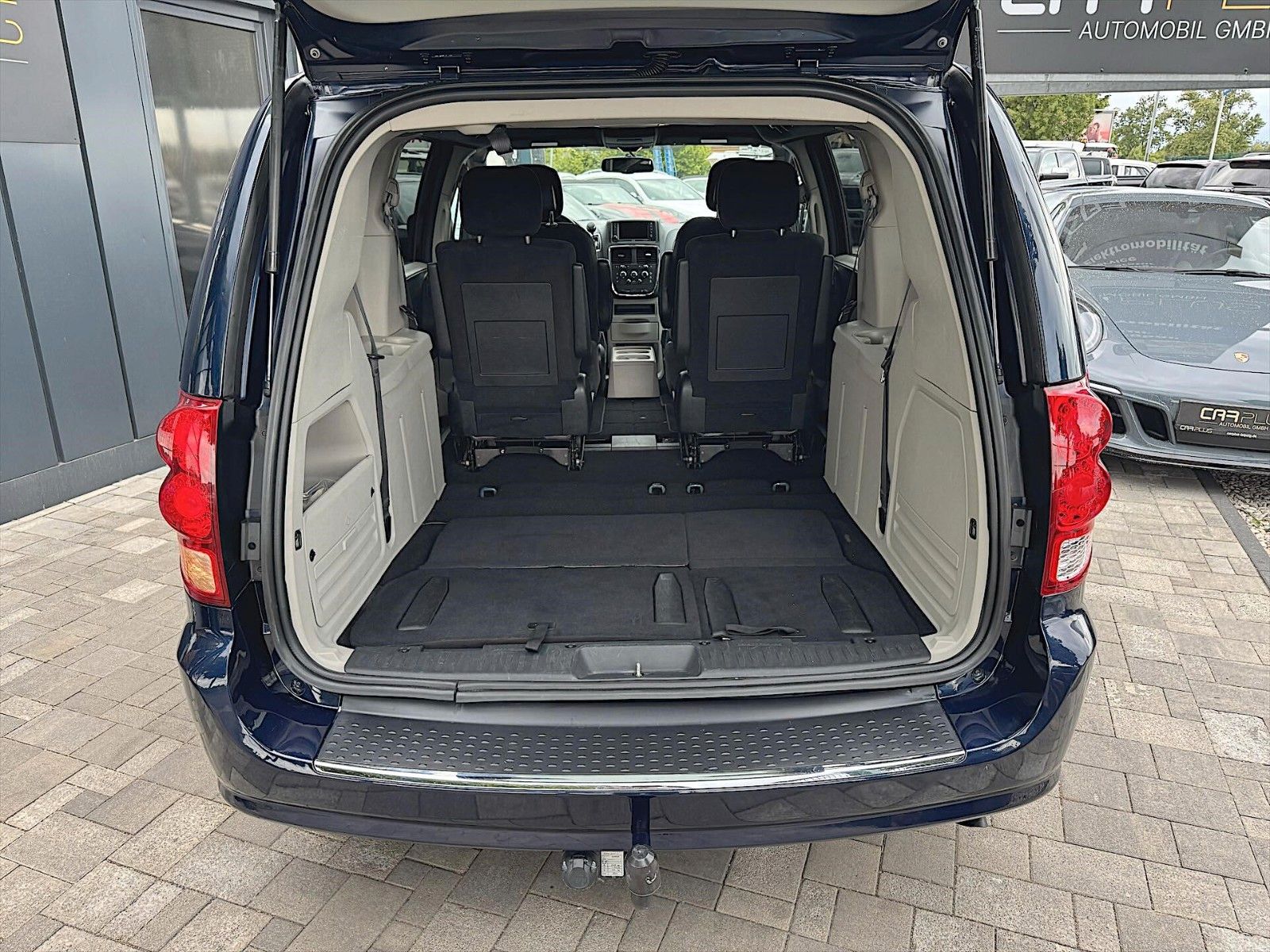 Fahrzeugabbildung Dodge Grand Caravan 3.6 V6 LPG *7Sitze*Kamera*TÜV NEU
