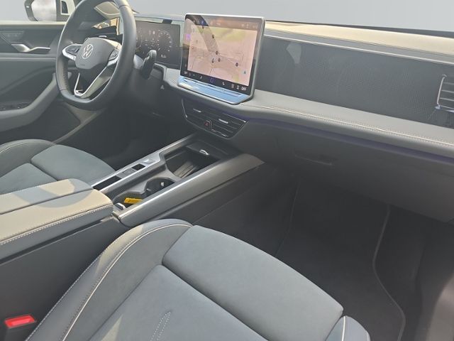 Passat Variant 1.5 eTSI Business LED+NAVI+RFK+AH