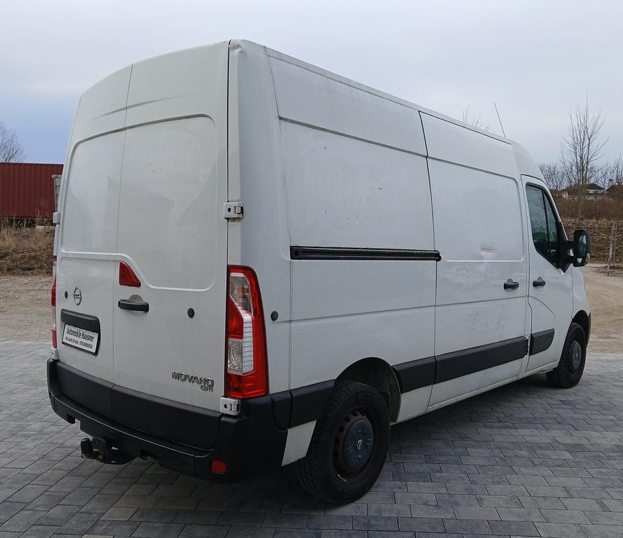 Opel Movano