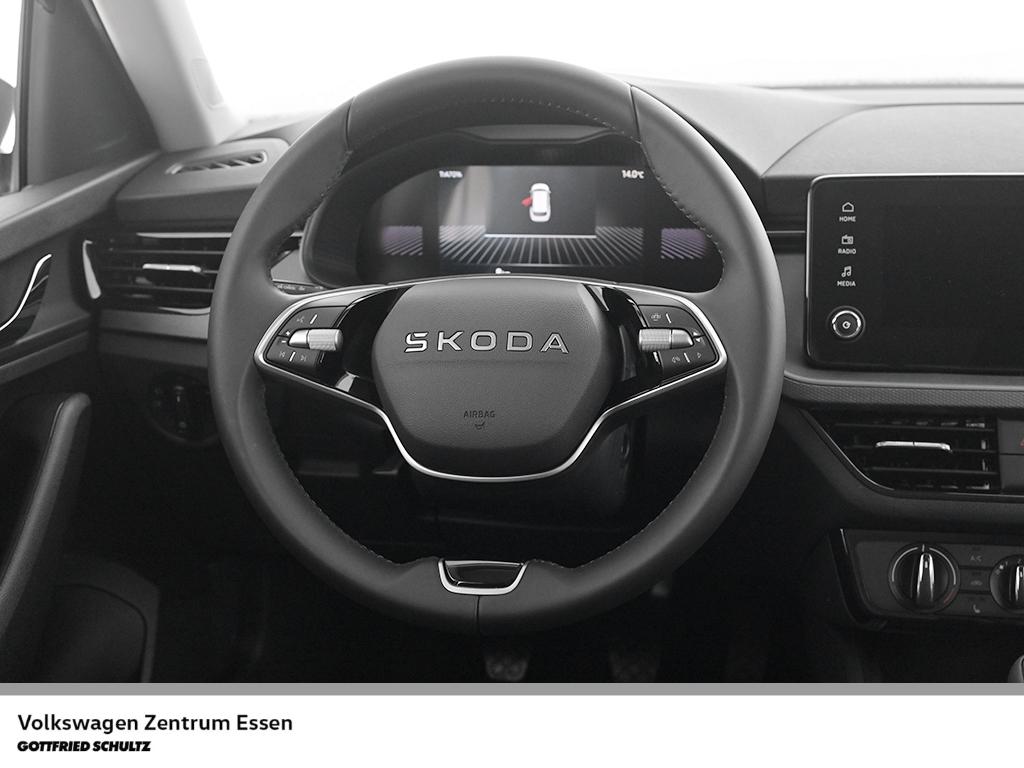 Skoda Kamiq Essence 1 0 TSI LED SH PDC