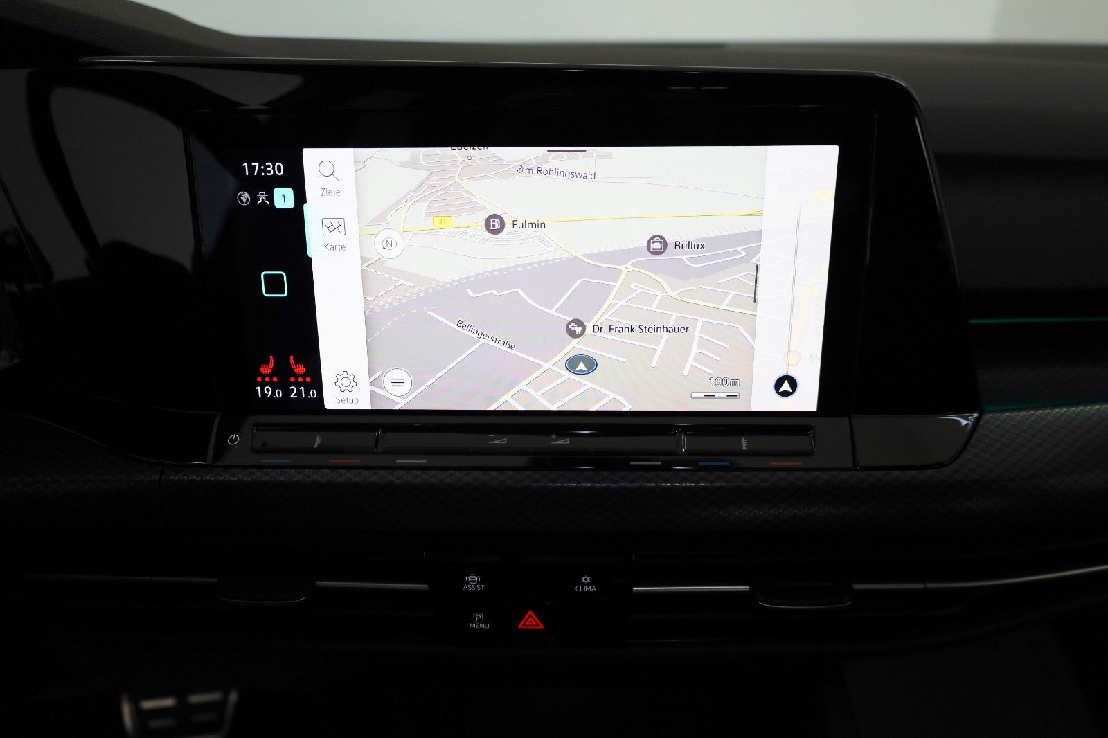Fahrzeugabbildung Volkswagen Golf VIII Lim. United,Navi,LED,SH,DAB,ACC,AHK