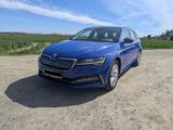 Skoda Superb 1.4 TSI iV DSG STYLE COMBI