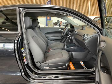 Audi A1 attraction *Klimaauto.*Sitzheizung*TÜV0327*