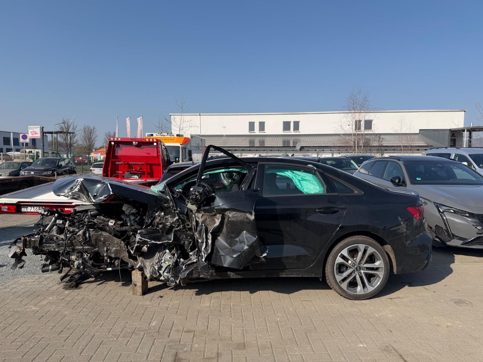 Audi S3 Limousine 2.0 TFSI quattro *6tkm*