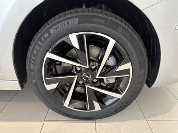 Fotografie 4 des Opel Corsa 1.2 Direct Injection Turbo GS