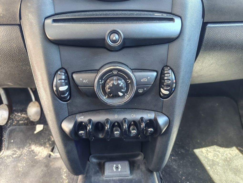Fahrzeugabbildung MINI ONE 1.6 (75 PS) + Klima