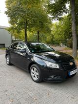 Chevrolet Cruze 1.8 Benzin limo 2010BJ 140... - gebrauchte Chevrolet Cruze aus dem Jahr 2010