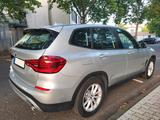 BMW X3 xDrive20i Business Paket+ Parkassistent Paket - BMW X3 Gebrauchtwagen in Frankfurt