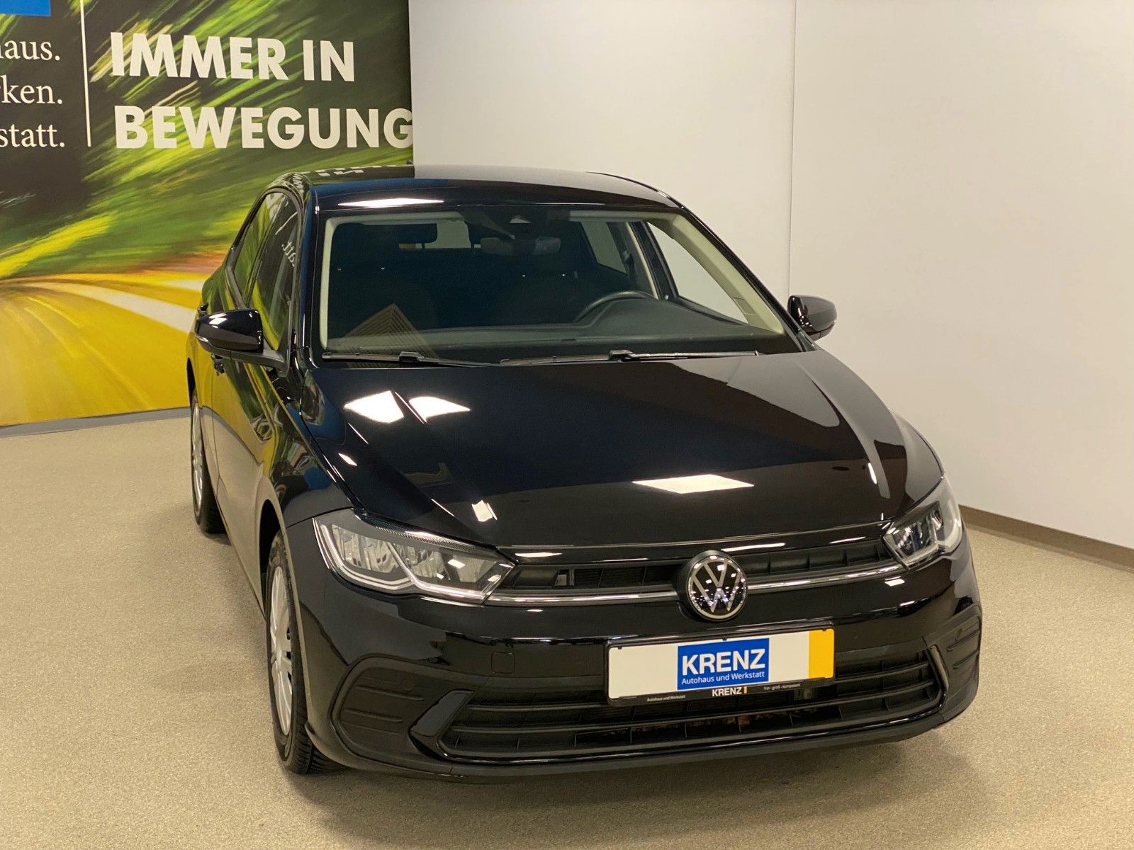 Fahrzeugabbildung Volkswagen Polo 1.0 TSI 70kW DSG Life+LED+APP CONNECT+NAVI+