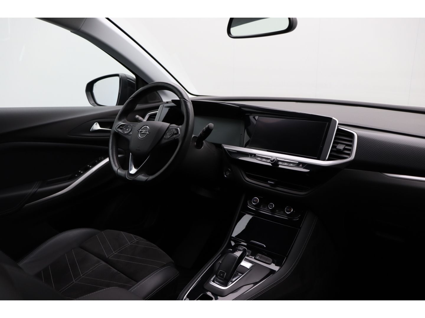 Fahrzeugabbildung Opel Grandland Elegance ACC Digitales Cockpit 360 Kam