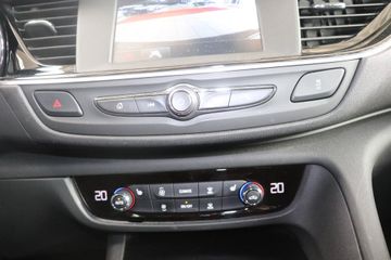 Fotografie des Opel Insignia Sports Tourer 1.5 DI Turbo Innovation