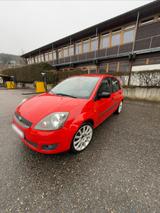 Ford Fiesta 1.6 TDCI TÜV 10/2027 - Ford Fiesta aus 2007 mit Diesel-Antrieb