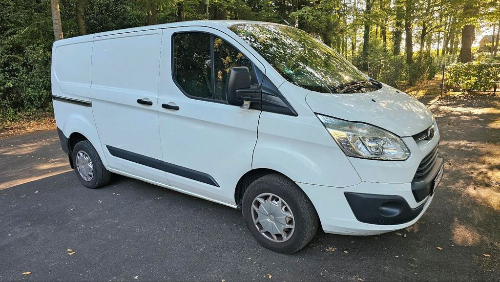 Image of Ford Transit Custom