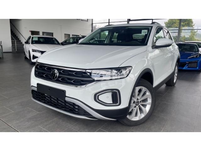Volkswagen T-Roc Prime 1.5 TSI Navi AHK Keyless LED Kamera 