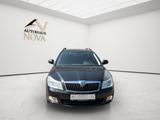 Skoda Octavia Combi Family-SHZ-KLIMA-XENON-TEMPOMAT - Skoda Octavia aus 2011: Kombi