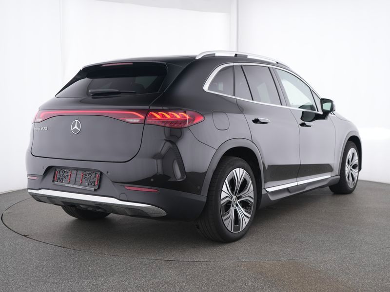 Mercedes-Benz EQE 300 SUV ELECTRIC-ART PANORAMA DISTRONIC 360° imagem 3
