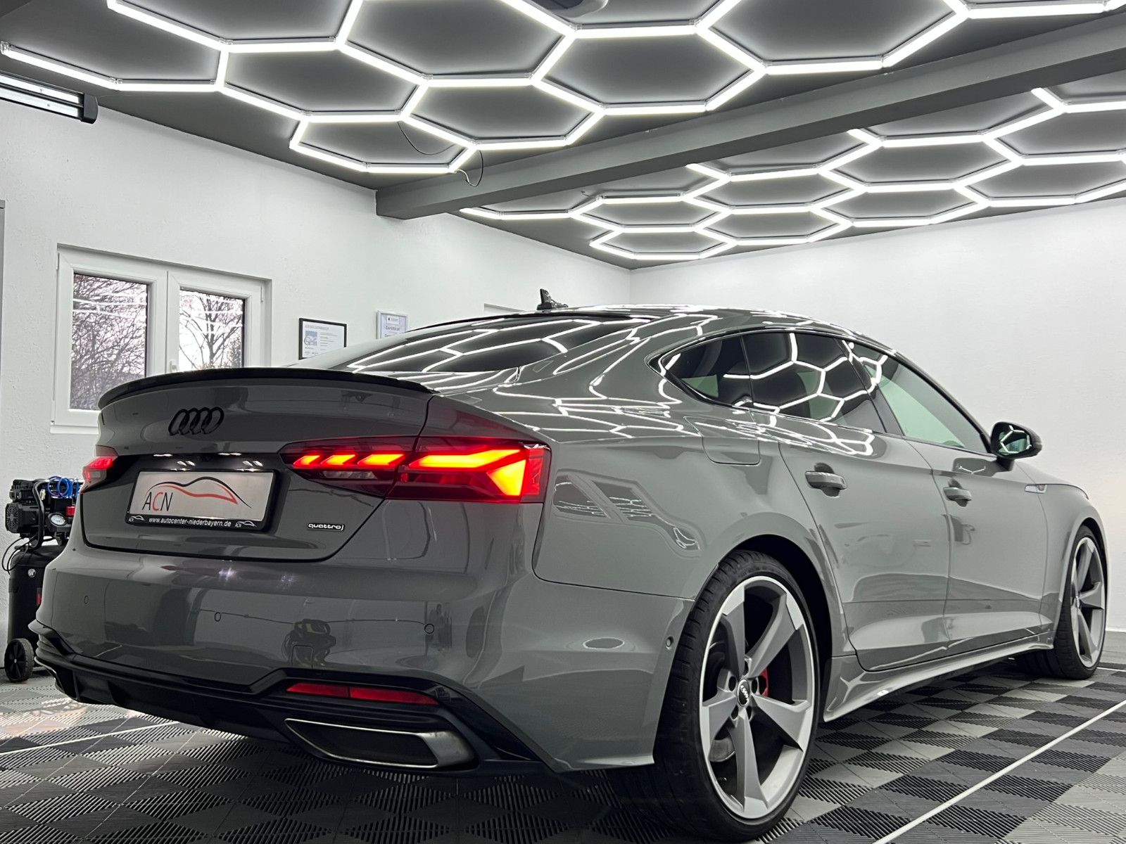 Fahrzeugabbildung Audi A5 Sportback 50 TDI Quattro Edition One/QUANTUM