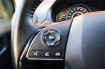 Fahrzeugabbildung Mitsubishi Space Star Diamant Edition+, elektr. Faltdach