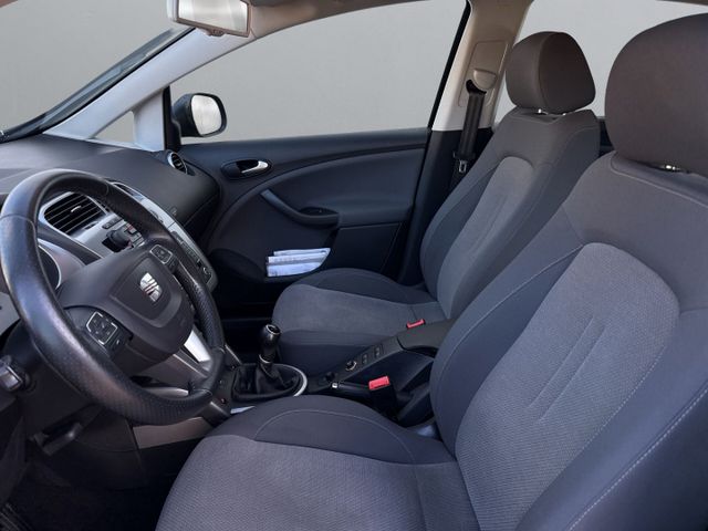 Altea XL Stylance Style *Navi/PDC/AHK/Bluetooth*