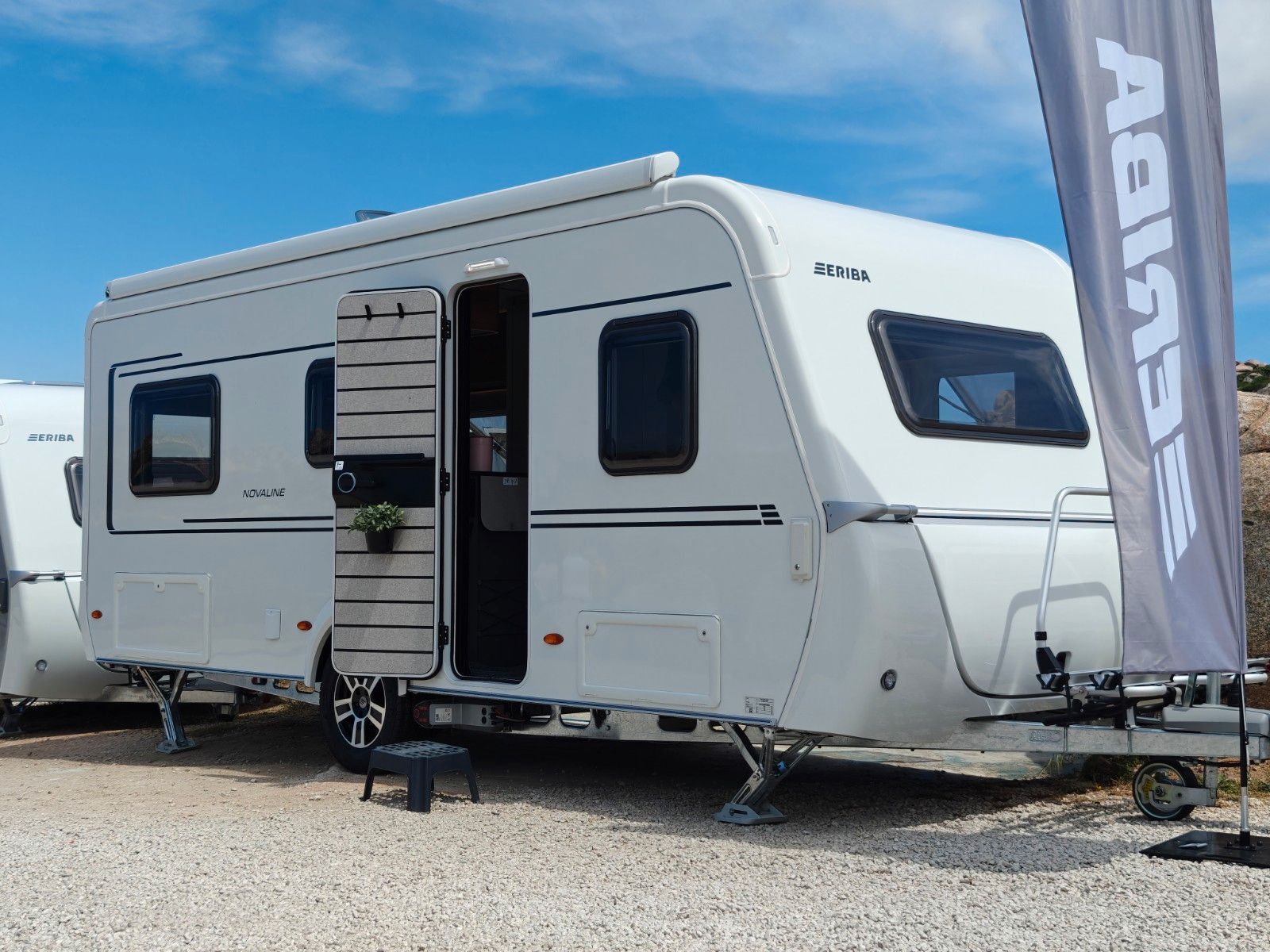 Fahrzeugabbildung HYMER / ERIBA / HYMERCAR Novaline 495 - MESSE-NEUHEIT 2026! -