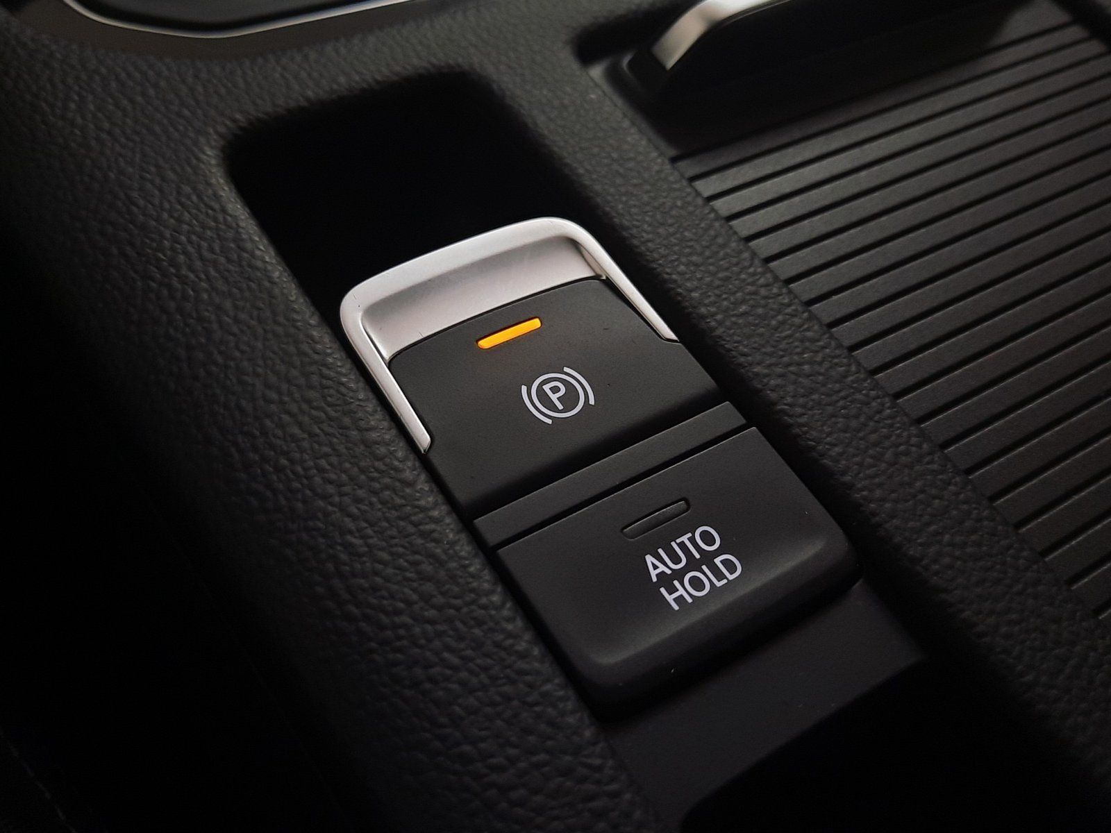 Fahrzeugabbildung Volkswagen Passat Variant Business TSI DSG *AHK*Navi*Cam*