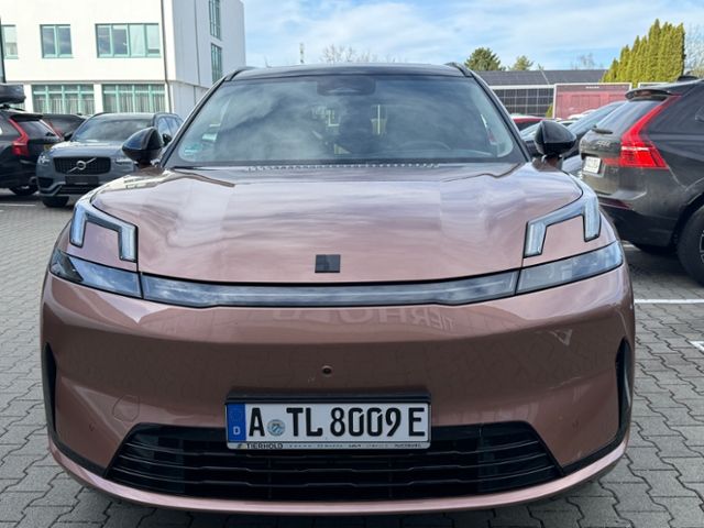 Lynk & Co 08