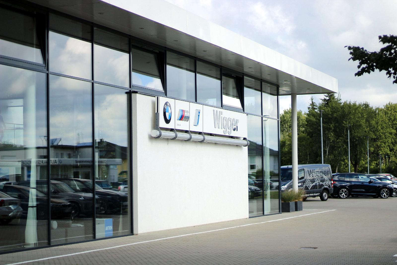 showroom-image-main