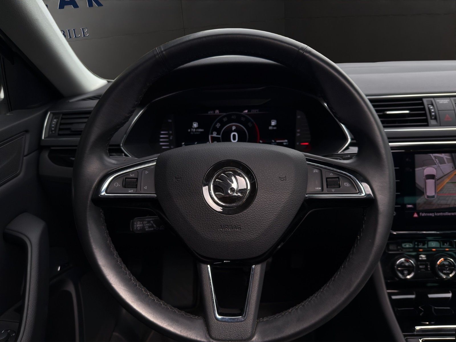 Fahrzeugabbildung SKODA Superb L&K 4x4*Pano*ACC*Kamera*Massage*Virt.Cock