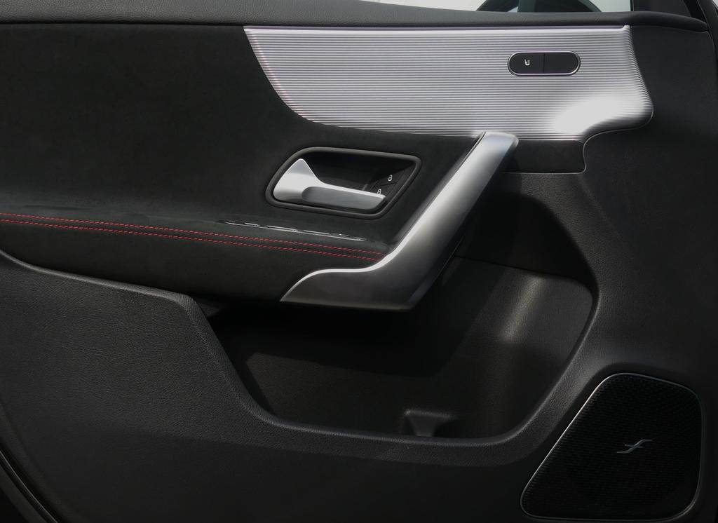 Mercedes-Benz A 35 AMG