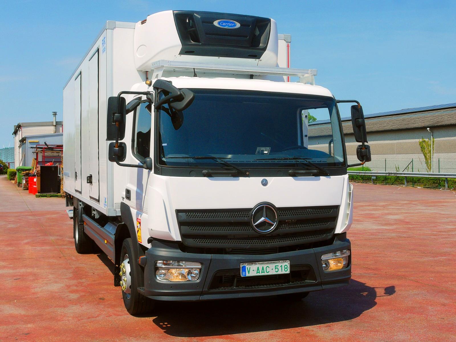 Mercedes-Benz 1318 ATEGO KUHLKOFFER CARRIER SUPRA 750 manual
