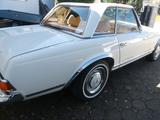 Mercedes-Benz SL 230  Pagode - Mercedes-Benz SL aus dem Jahr 1965
