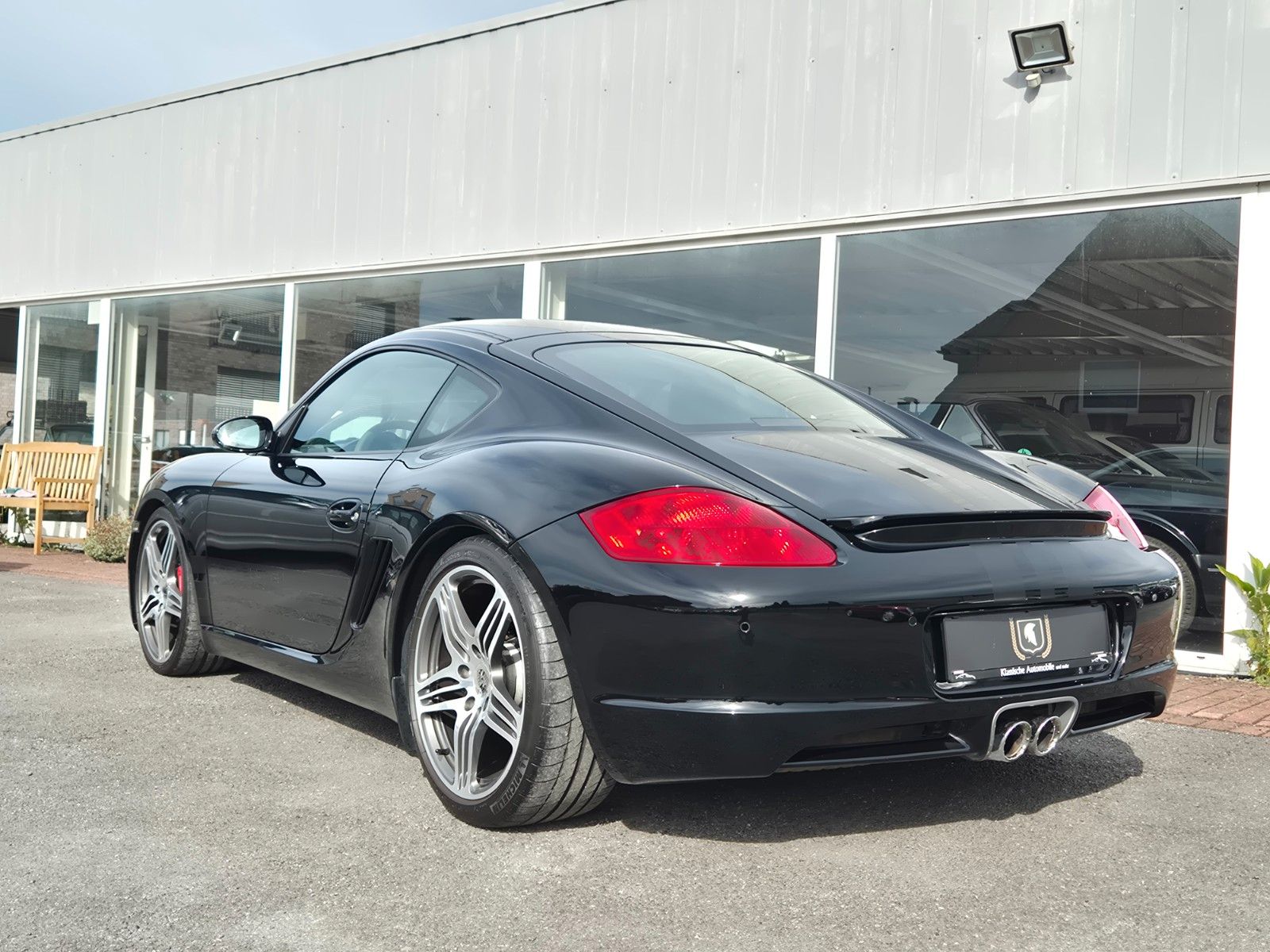 Fahrzeugabbildung Porsche Cayman Porsche Design Edition 1/One of 777