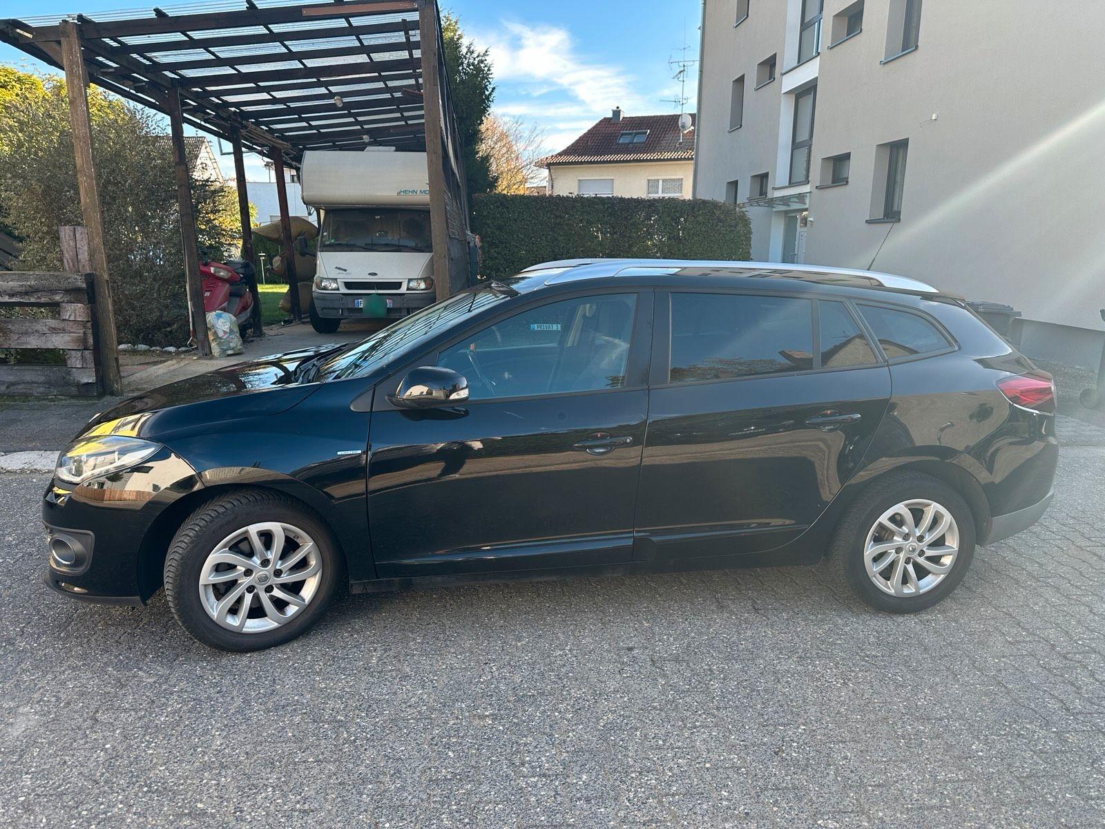 Renault Megane 2014 — photo 14