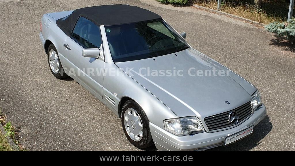 Mercedes-Benz SL 320